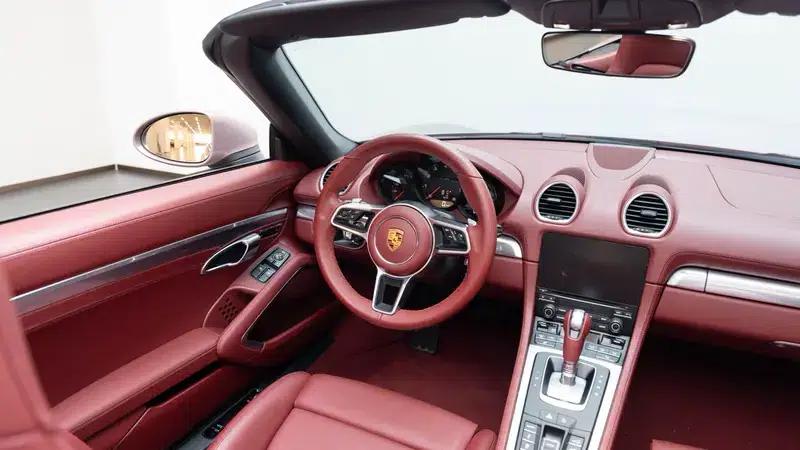 2023 Porsche 718 Boxster 2.0T — миниатюра 12