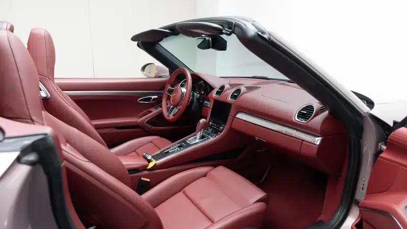 2023 Porsche 718 Boxster 2.0T — миниатюра 13