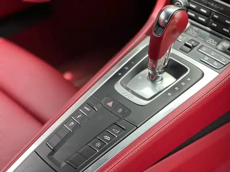 Porsche 718 Cayman 2020 2.0T — миниатюра 10
