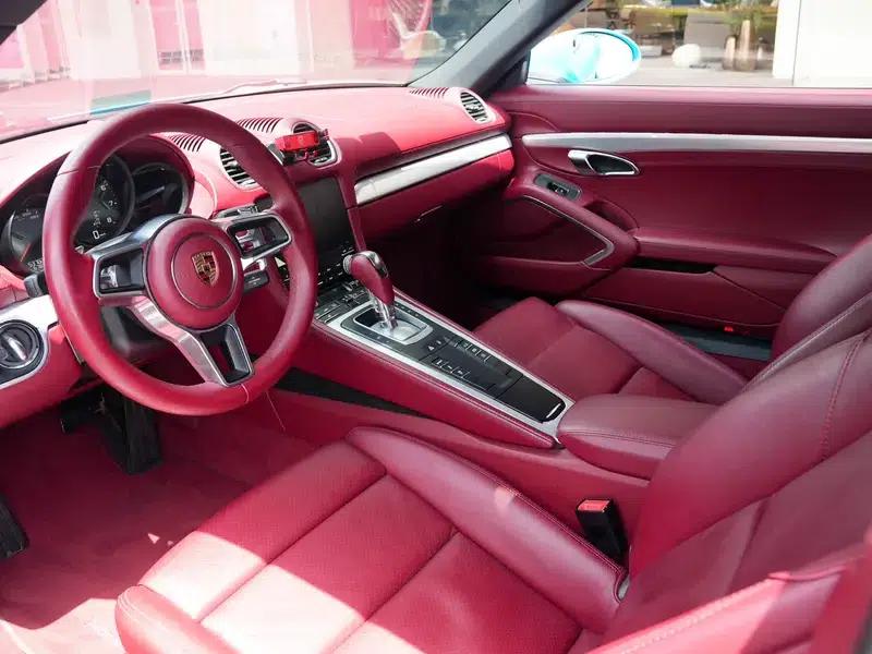 Porsche 718 Cayman 2018 2.0T — миниатюра 12
