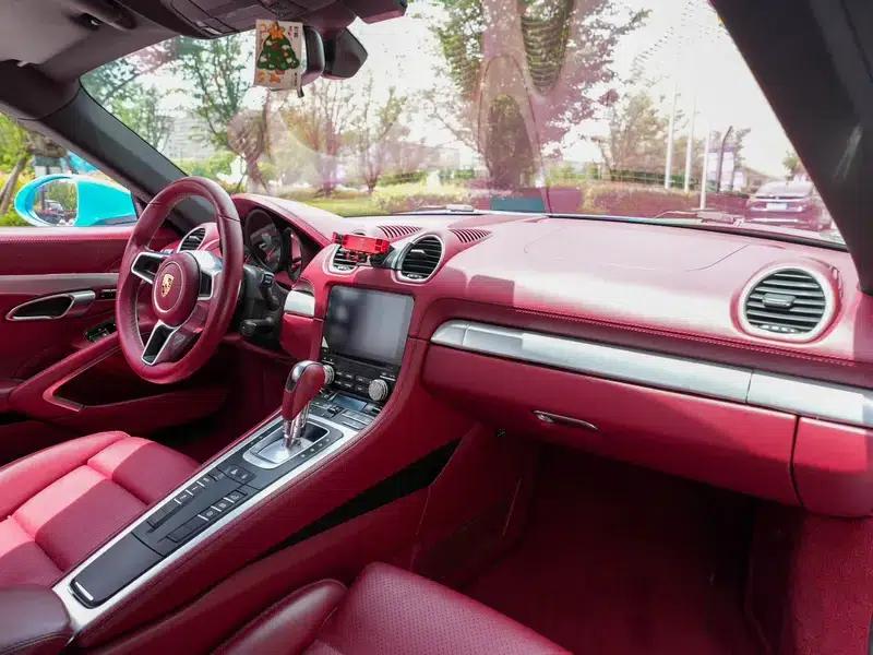 Porsche 718 Cayman 2018 2.0T — миниатюра 6