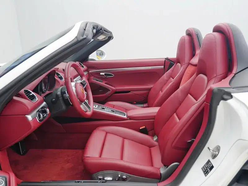 2020 Porsche 718 Boxster S 2.5T — миниатюра 17