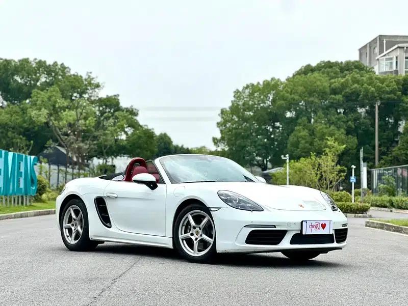 2022 Porsche 718 Boxster 2.0T — миниатюра 3