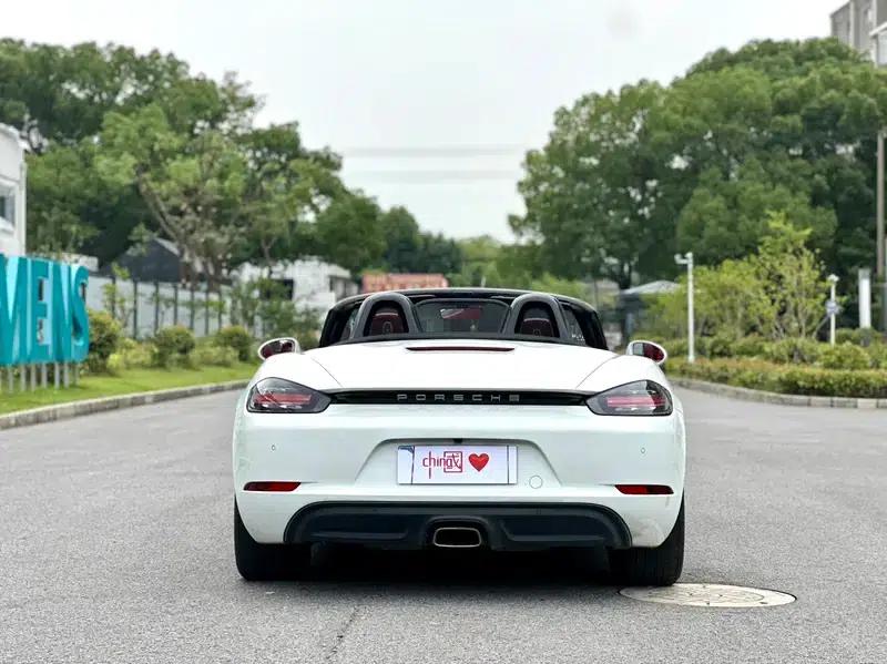 2022 Porsche 718 Boxster 2.0T — миниатюра 5