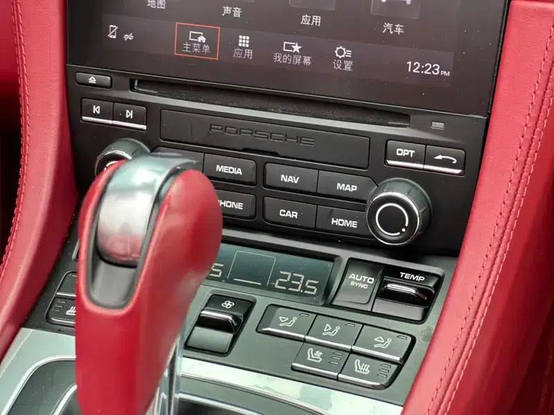 2022 Porsche 718 Boxster 2.0T — миниатюра 7