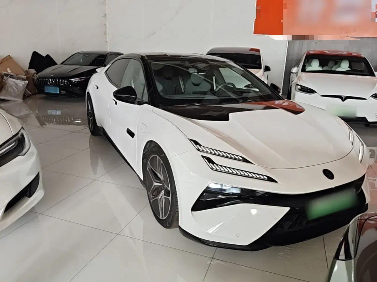 Lotus EMEYA 2024 EMEYA L+ — миниатюра 12