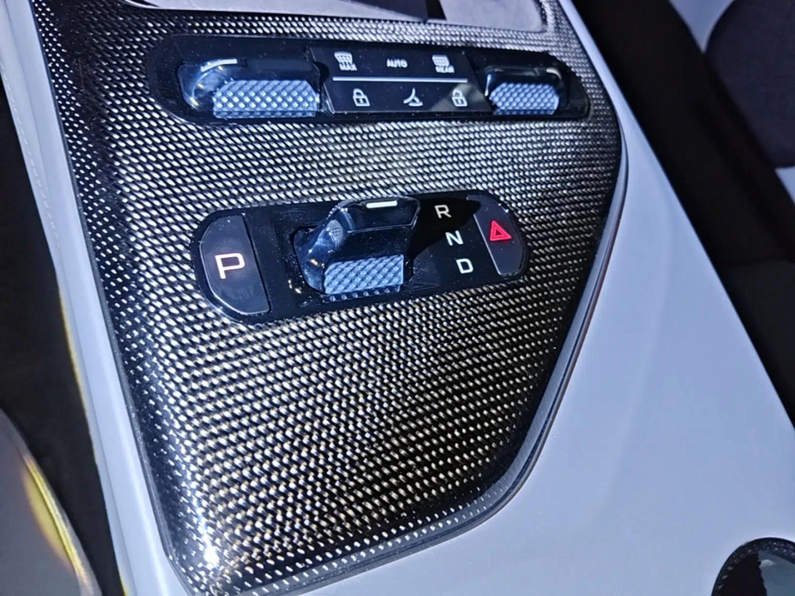 Lotus EMEYA 2024 EMEYA L+ — миниатюра 21