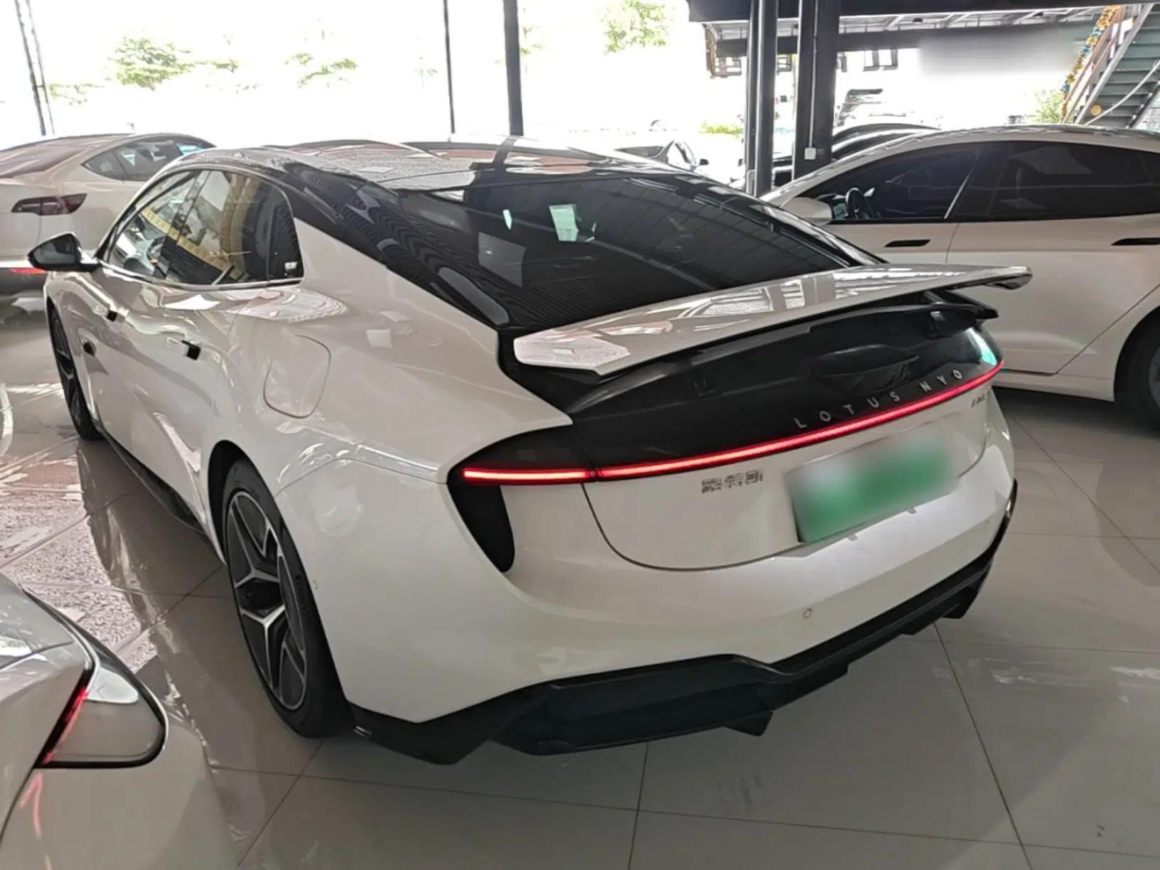 Lotus EMEYA 2024 EMEYA L+ — миниатюра 4