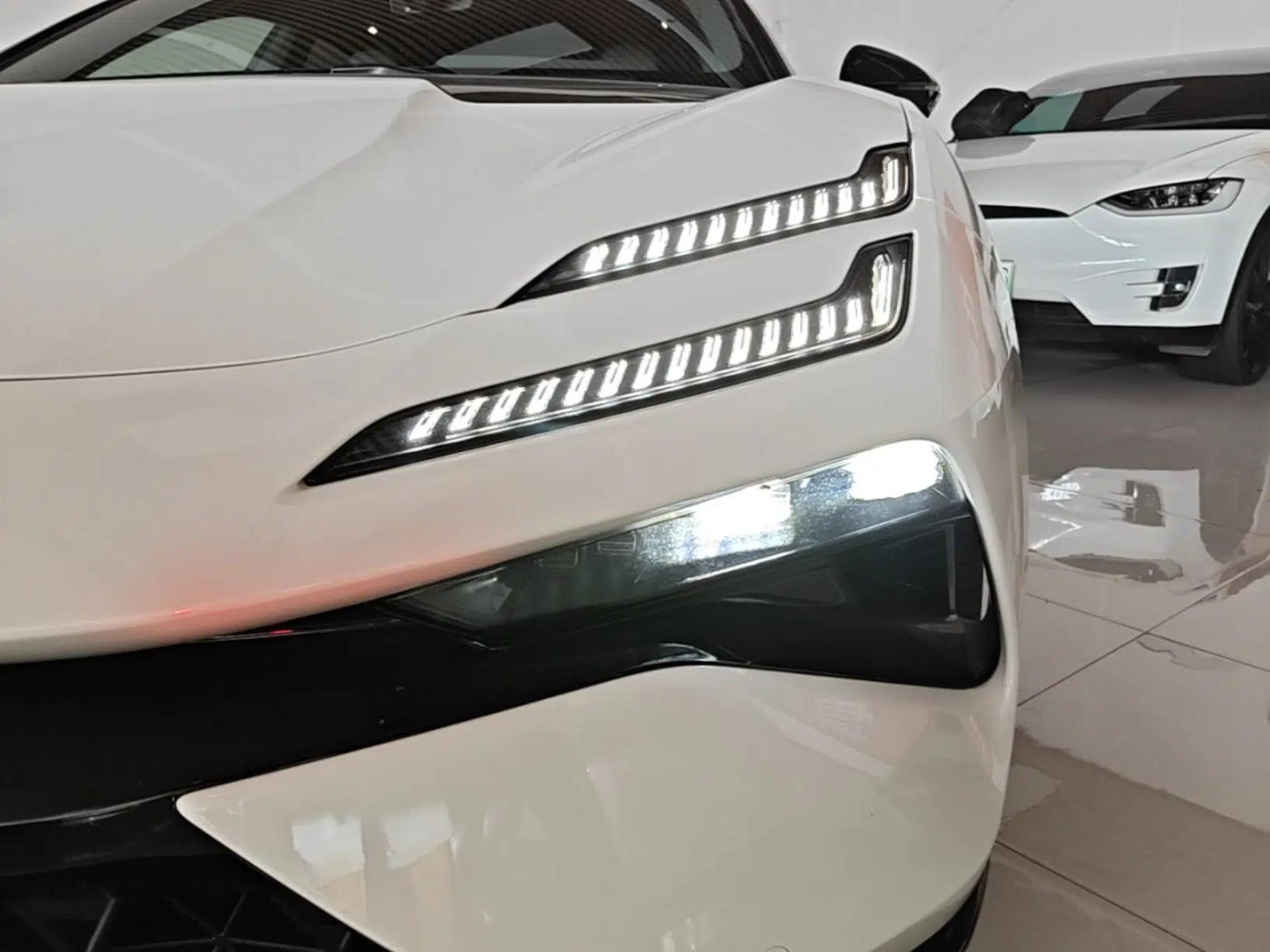 Lotus EMEYA 2024 EMEYA L+ — миниатюра 8