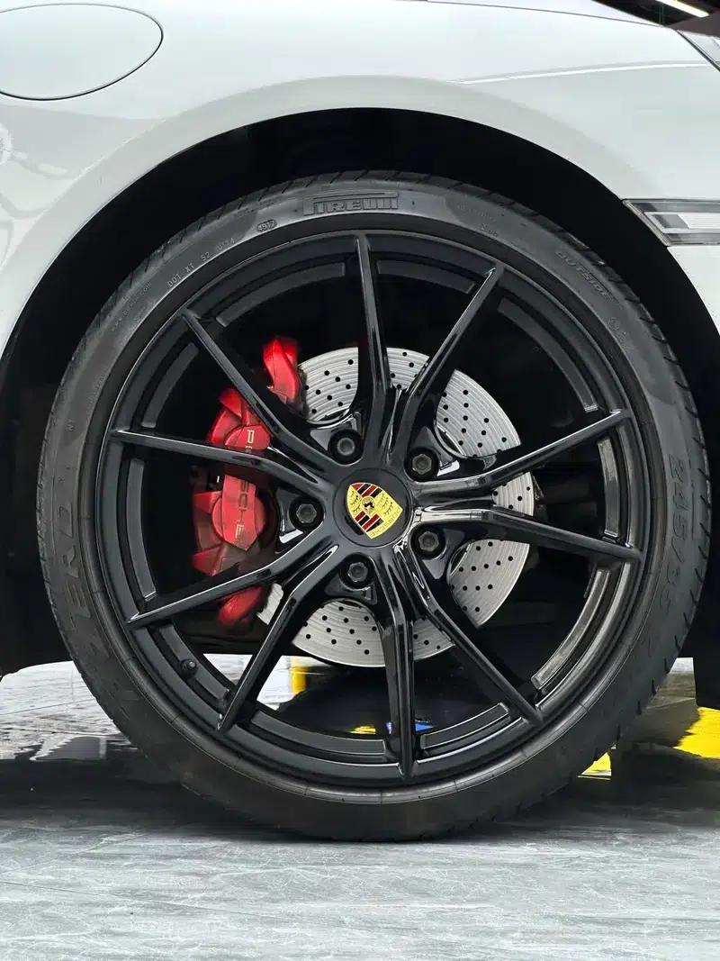 2017 Porsche 911 Carrera GTS 3.0T — миниатюра 13