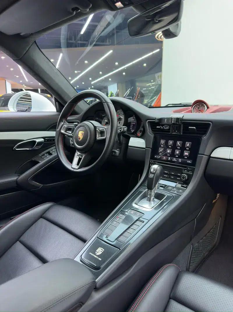 2017 Porsche 911 Carrera GTS 3.0T — миниатюра 15