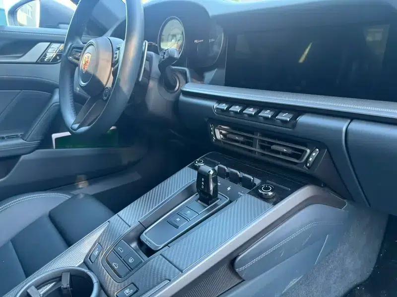 Porsche 911 2020 Carrera 3.0T — миниатюра 11