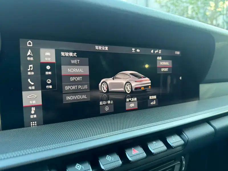 Porsche 911 2020 Carrera 3.0T — миниатюра 17
