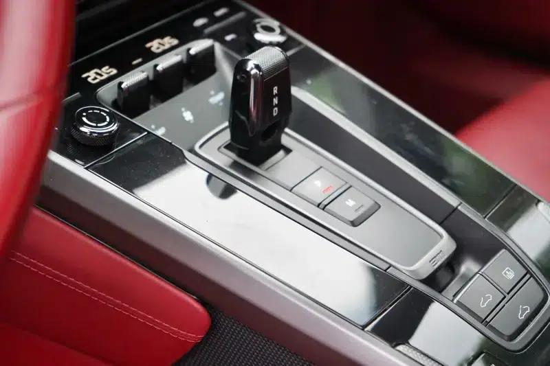 2022 Porsche 911 Carrera 3.0T — миниатюра 13
