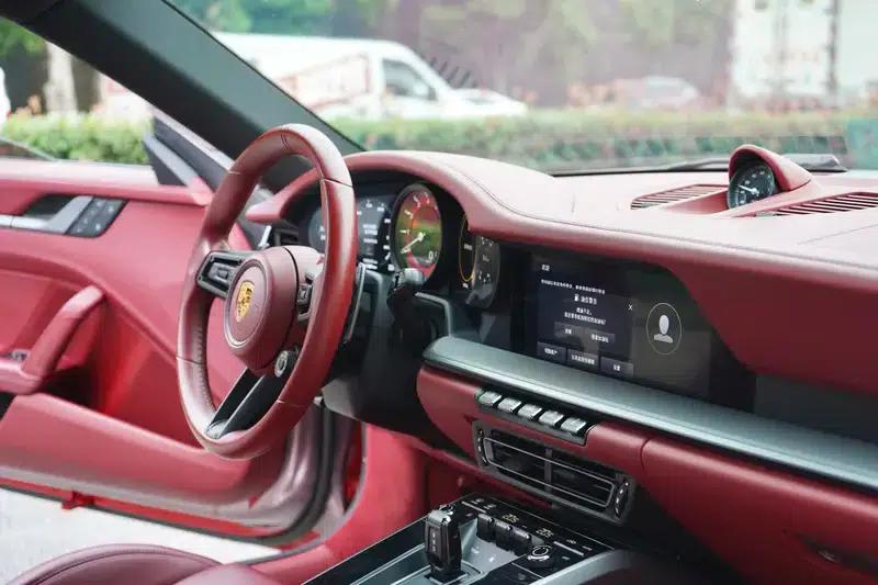 2022 Porsche 911 Carrera 3.0T — миниатюра 10