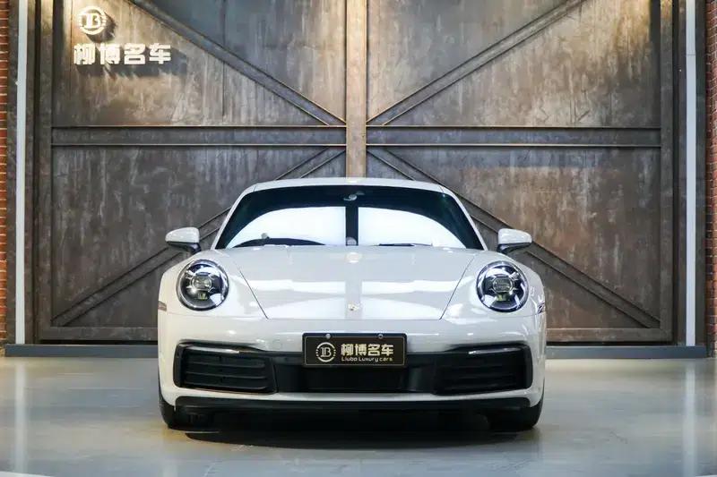 Porsche 911 2020 Carrera 4 3.0T — миниатюра 2