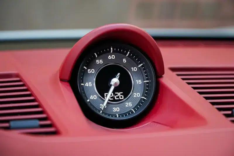 Porsche 911 2020 Carrera 4 3.0T — миниатюра 15