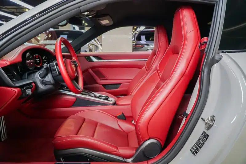 Porsche 911 2020 Carrera 4 3.0T — миниатюра 17