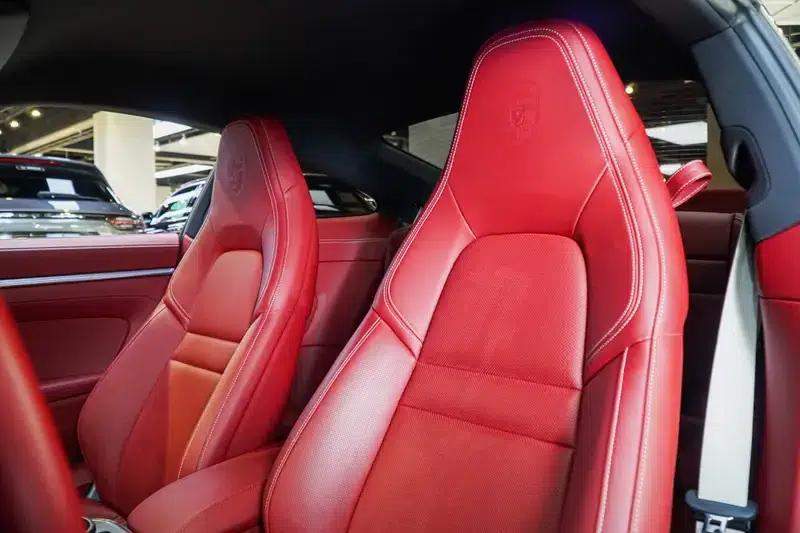 Porsche 911 2020 Carrera 4 3.0T — миниатюра 18
