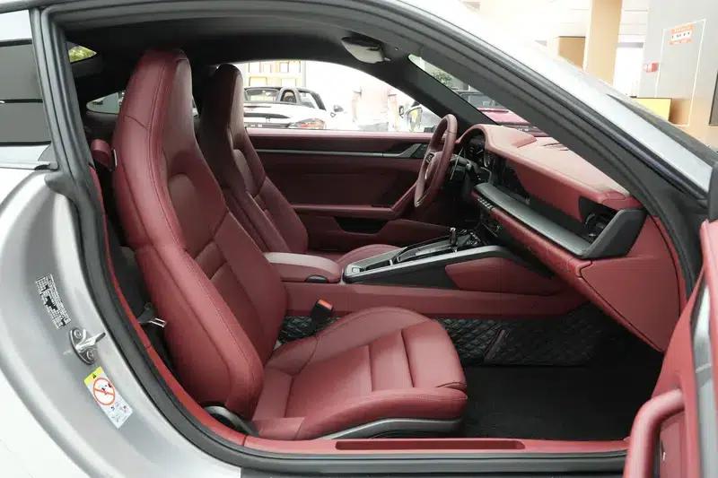 2023 Porsche 911 Carrera 3.0T — миниатюра 21