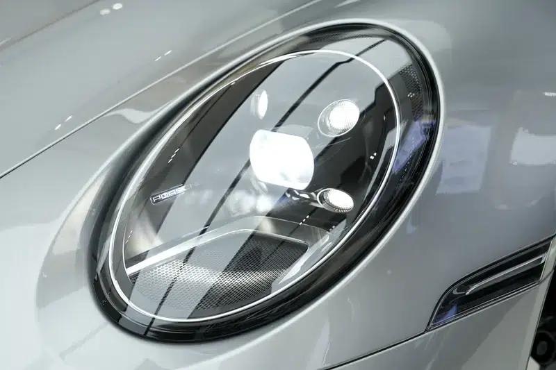 2023 Porsche 911 Carrera 3.0T — миниатюра 6