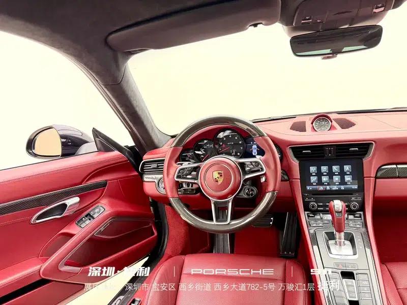 Porsche 911 2017 Carrera 4 GTS 3.0T — миниатюра 12