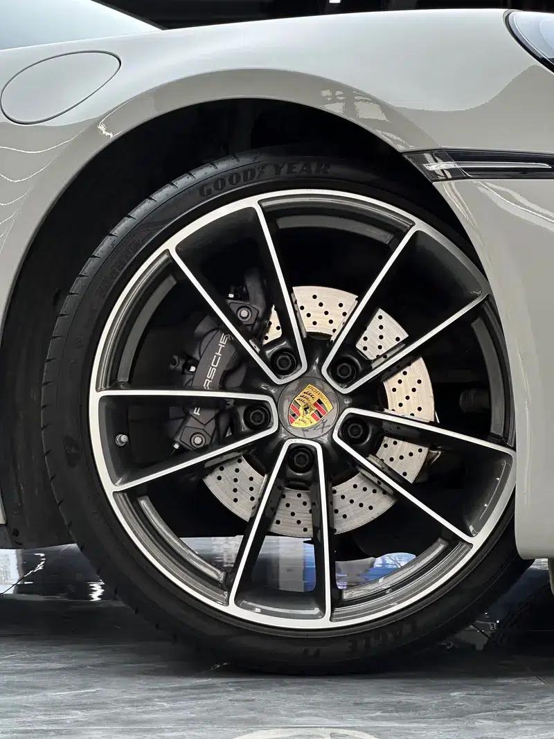 2023 Porsche 911 Carrera 3.0T — миниатюра 8