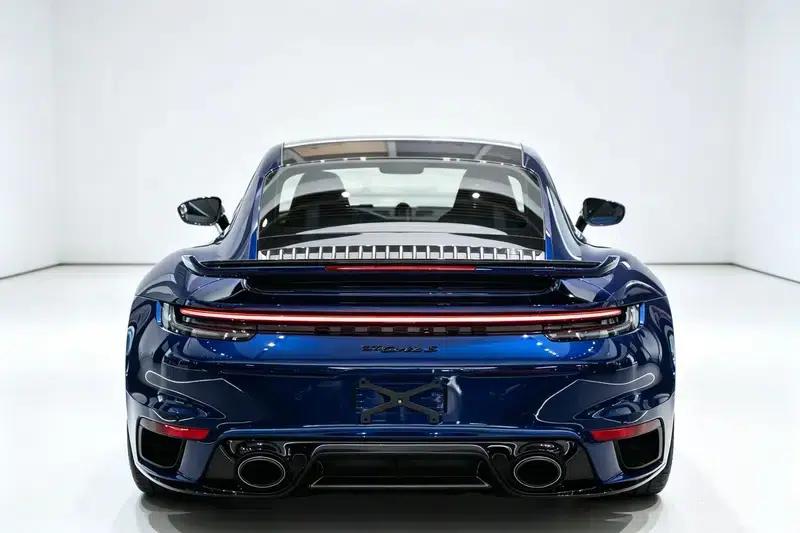 2022 Porsche 911 Turbo S 3.7T — миниатюра 3
