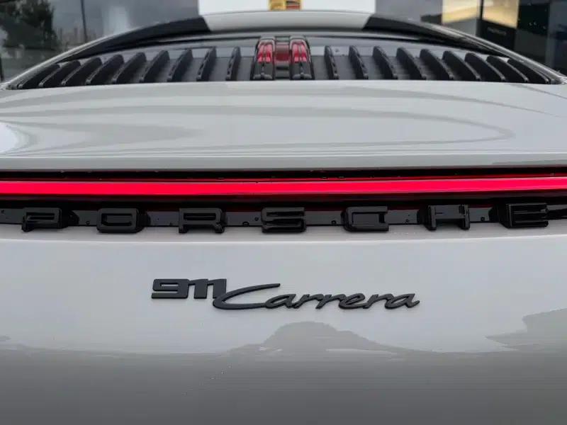 2022 Porsche 911 Carrera 3.0T — миниатюра 10