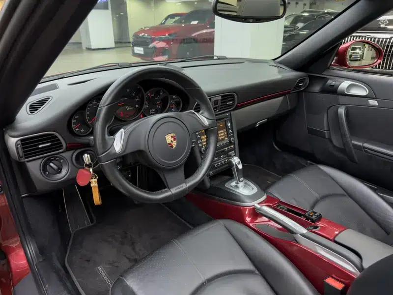2010 Porsche 911 Carrera 4 Cabriolet 3.6L — миниатюра 11