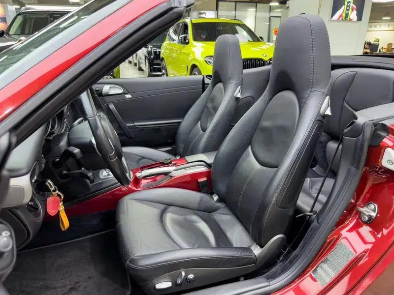 2010 Porsche 911 Carrera 4 Cabriolet 3.6L — миниатюра 16