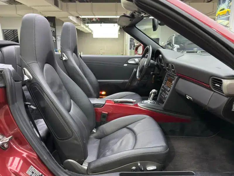 2010 Porsche 911 Carrera 4 Cabriolet 3.6L — миниатюра 18