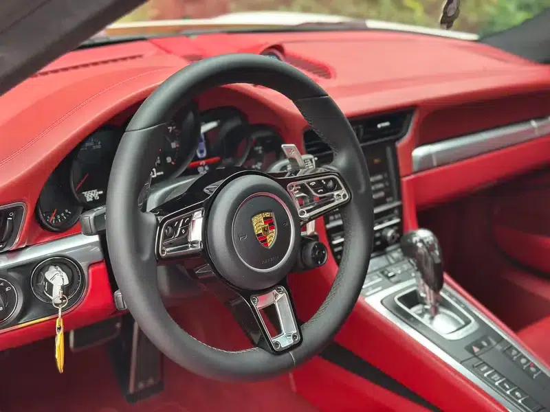 2012 Porsche 911 Carrera 3.4L — миниатюра 7