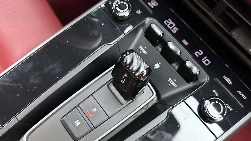 2023 Porsche 911 Carrera 3.0T — миниатюра 16