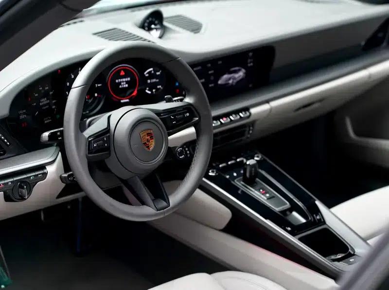 2022 Porsche 911 Carrera 3.0T — миниатюра 12