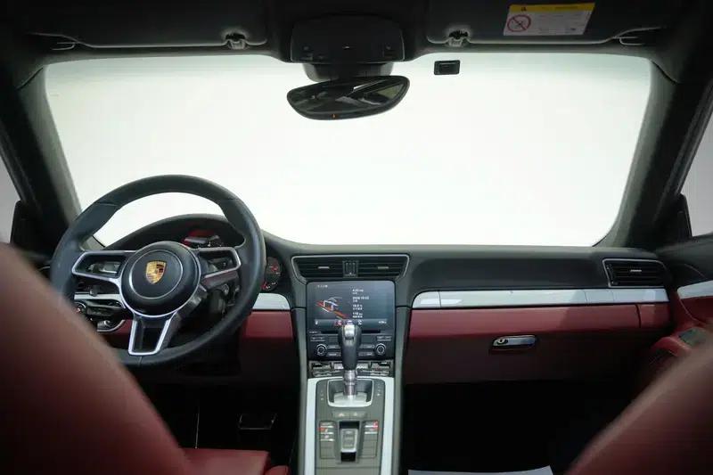 2016 Porsche 911 Carrera 3.0T — миниатюра 14