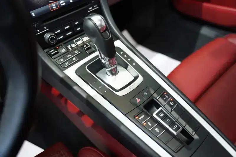 2016 Porsche 911 Carrera 3.0T — миниатюра 16