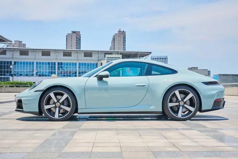 2025 Porsche 911 Carrera 3.0T — миниатюра 4