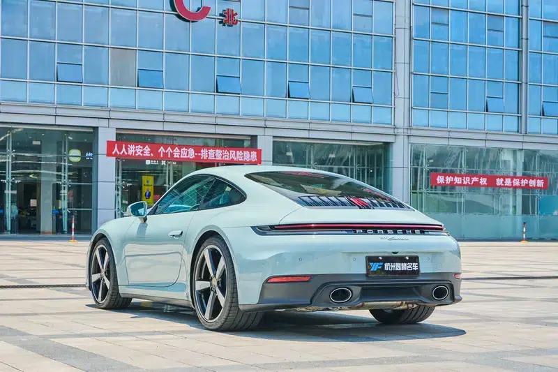 2025 Porsche 911 Carrera 3.0T — миниатюра 5