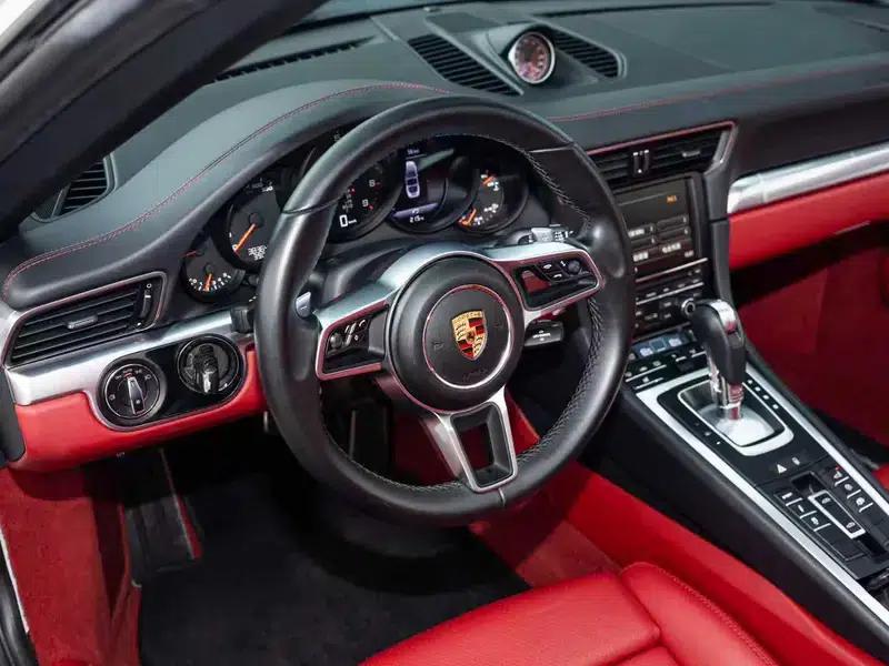2014 Porsche 911 Targa 4 3.4L — миниатюра 17