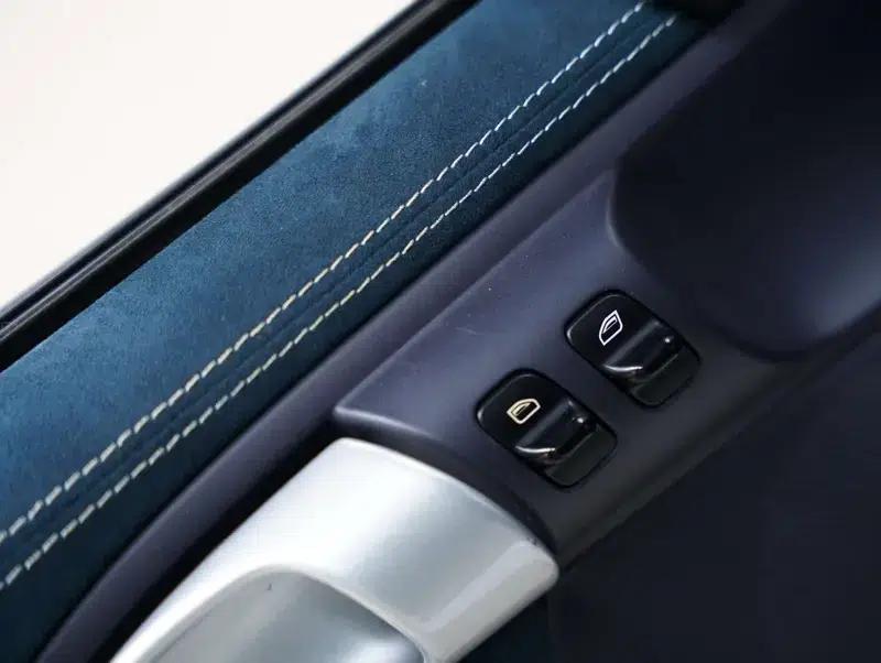 2008 Porsche 911 3.6L Manual 4WD 4-Seater Factory Custom Edition — миниатюра 46