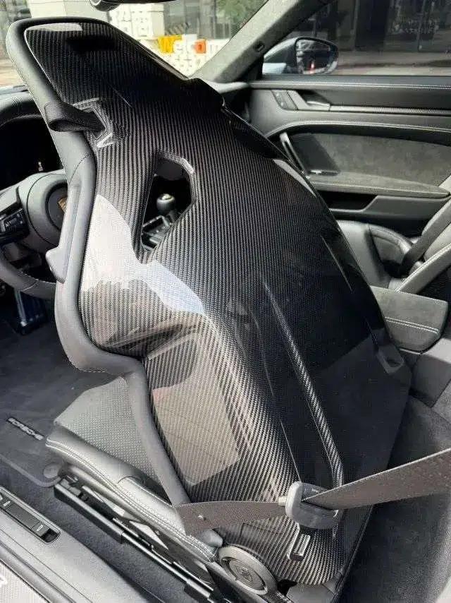 Porsche 911 2025 4.0L Automatic Rear-Wheel Drive 2-Seater (Parallel Import) — миниатюра 8