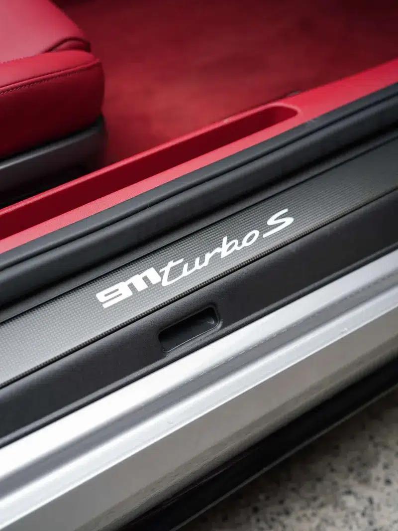2022 Porsche 911 Turbo S Cabriolet 3.7T — миниатюра 15