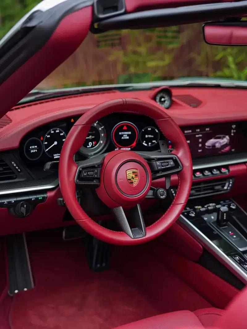 2022 Porsche 911 Turbo S Cabriolet 3.7T — миниатюра 16