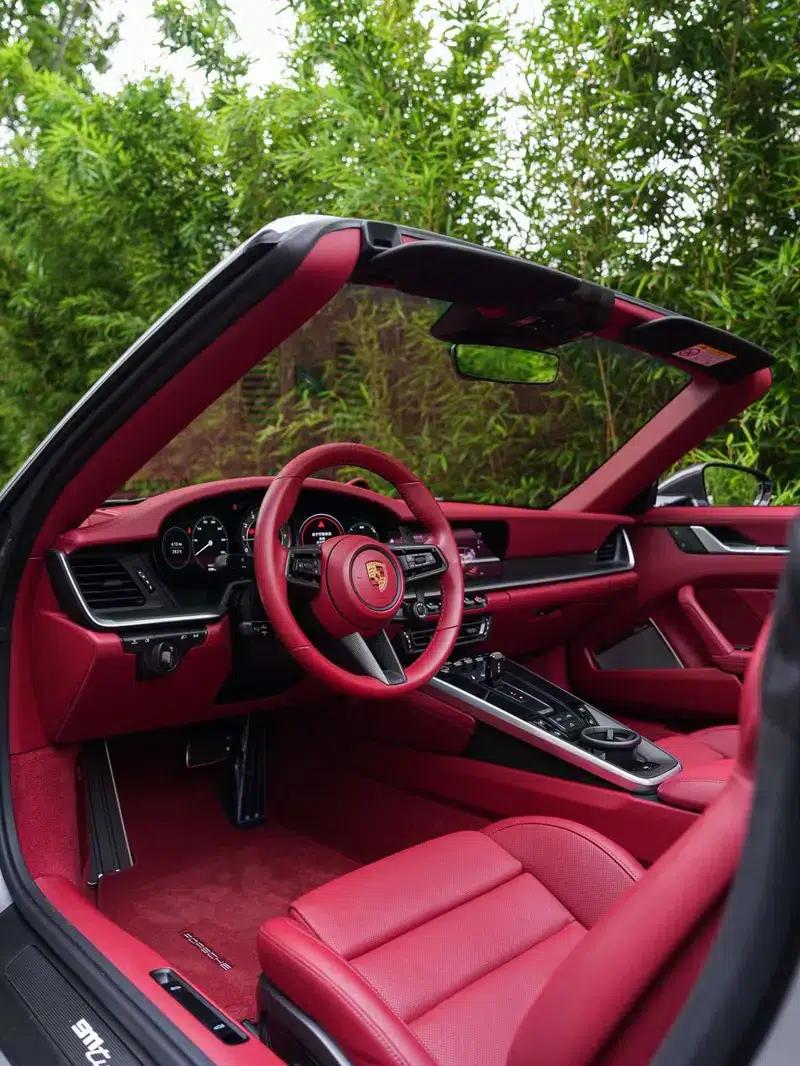 2022 Porsche 911 Turbo S Cabriolet 3.7T — миниатюра 17