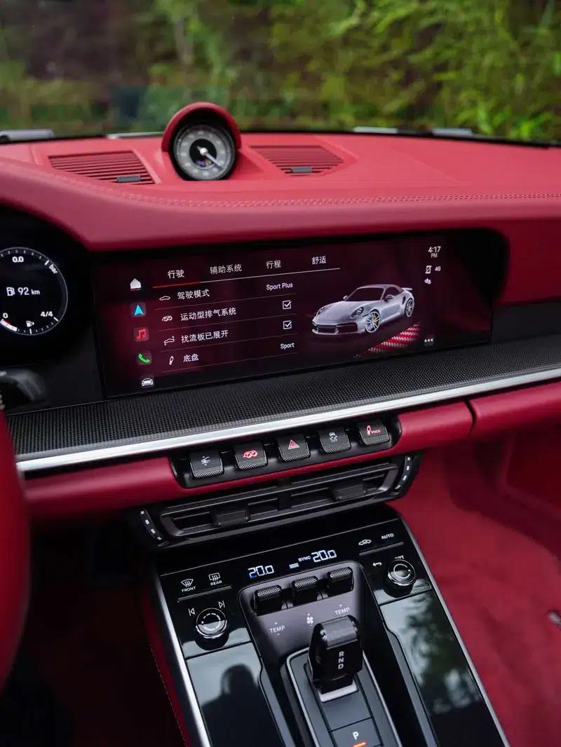 2022 Porsche 911 Turbo S Cabriolet 3.7T — миниатюра 24
