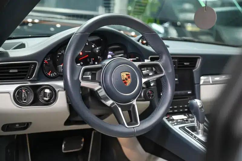 2016 Porsche 911 Targa 4 3.0T — миниатюра 17