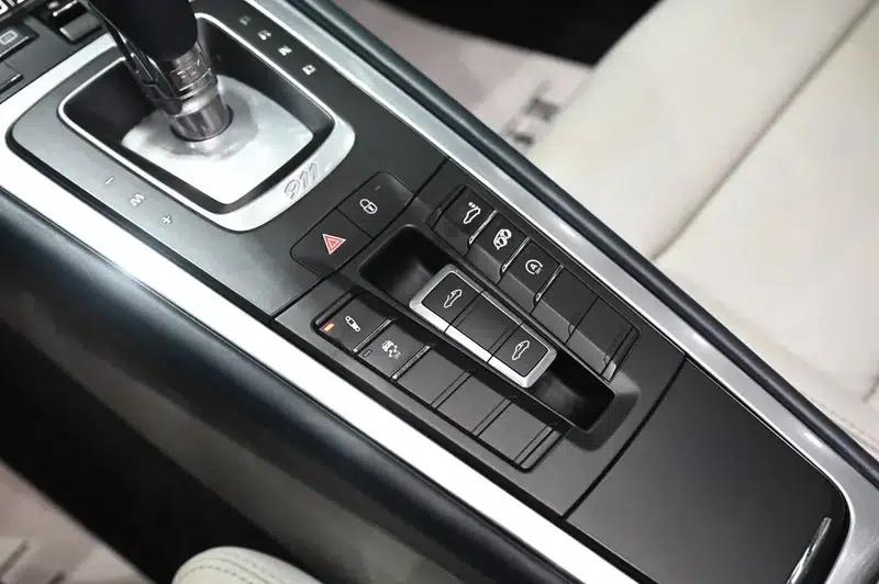 2016 Porsche 911 Targa 4 3.0T — миниатюра 10