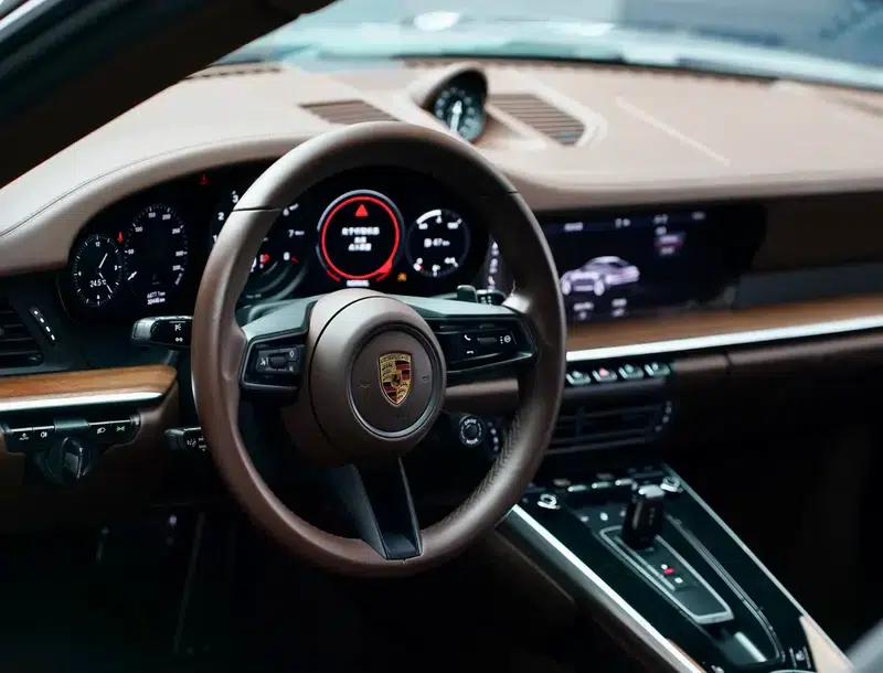 Porsche 911 2020 Carrera 3.0T — миниатюра 13