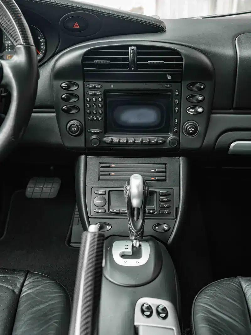 2003 Porsche 911 Carrera 4S Cabriolet 3.6 Automatic — миниатюра 12
